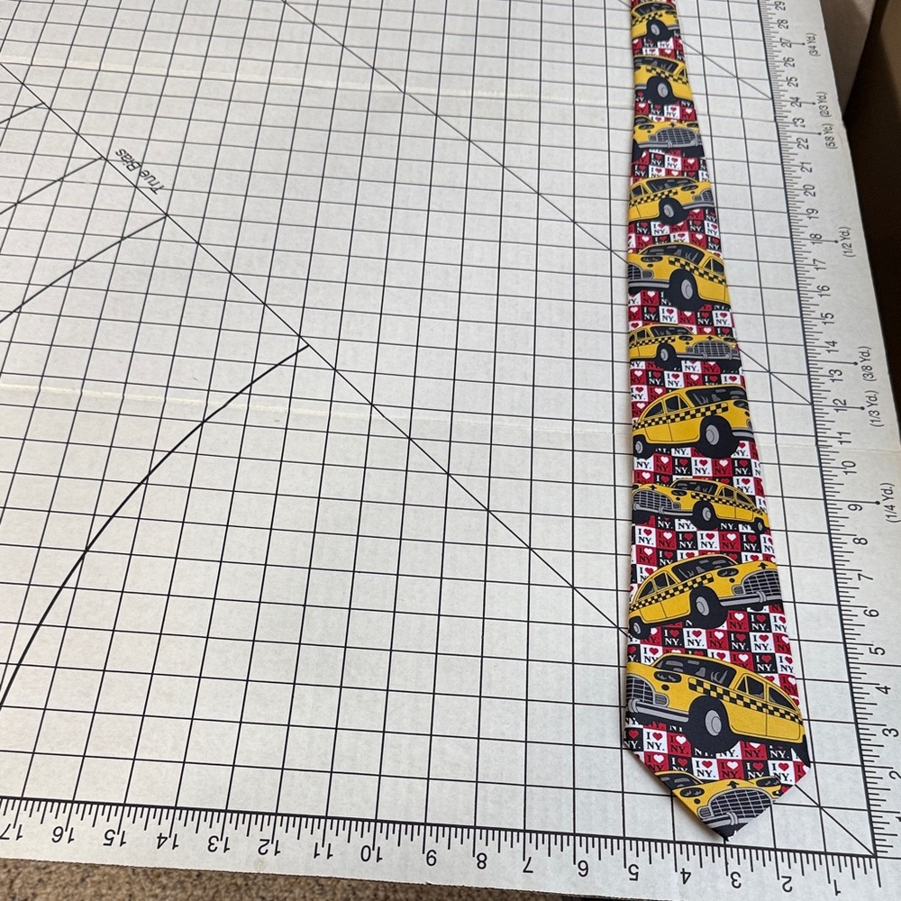 Vintage Rene Chagal Novelty Necktie – Yellow NYC Taxi Cabs & “I ♥ NY” Print  59" - Picture 7 of 10